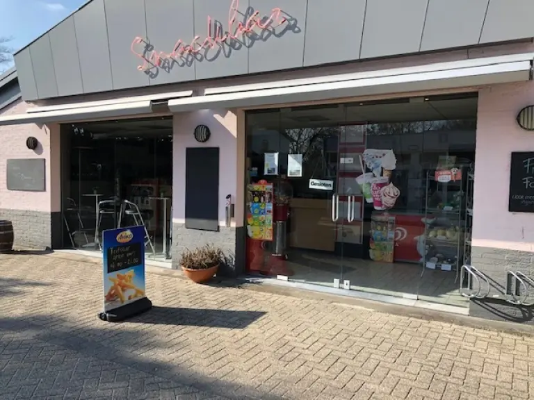 Restaurant met Cafetaria, Burgh-Haamstede