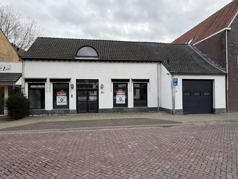 Stationsweg 5, Hulst